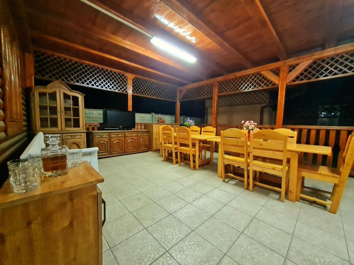 Pensiunea Sanziana Hotel Oradea Buitenkant foto