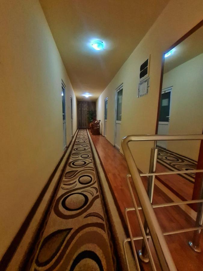 Pensiunea Sanziana Hotel Oradea Buitenkant foto